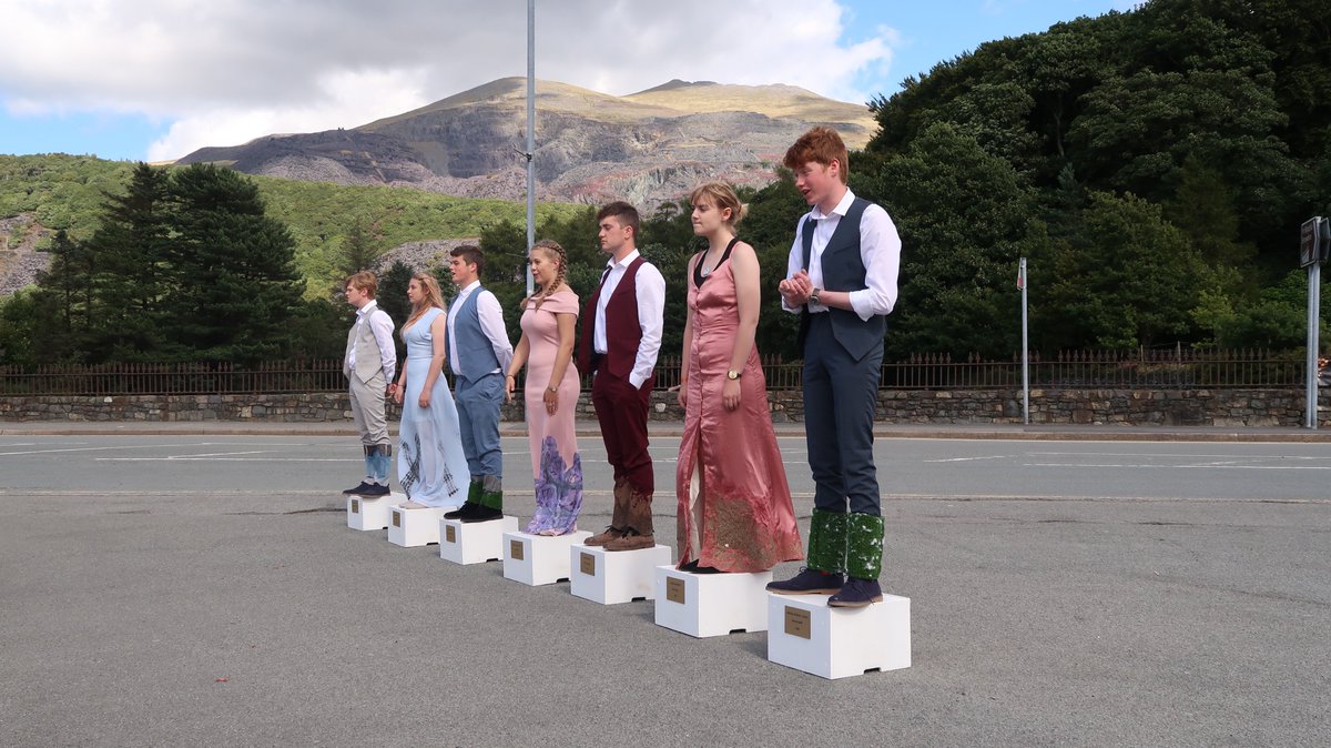 Enjoyed performing in Llanberis!

Eye catching, eye opening...