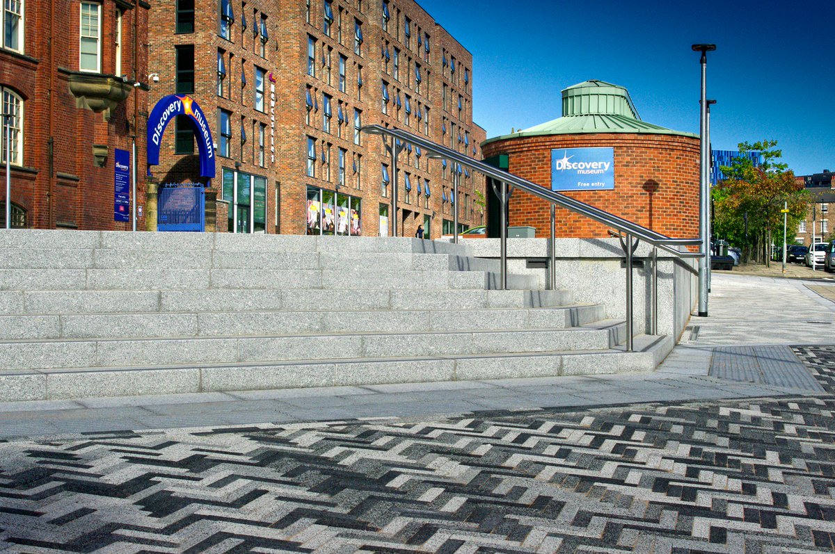 Hardscape_ENG's tweet photo. #ThrowbackThursday to last year: Discovery Museum, #Newcastle paved with #Kellen Lavaro Wit & Rood and also Royal White #Granite steps! https://t.co/1qJxf2a50t