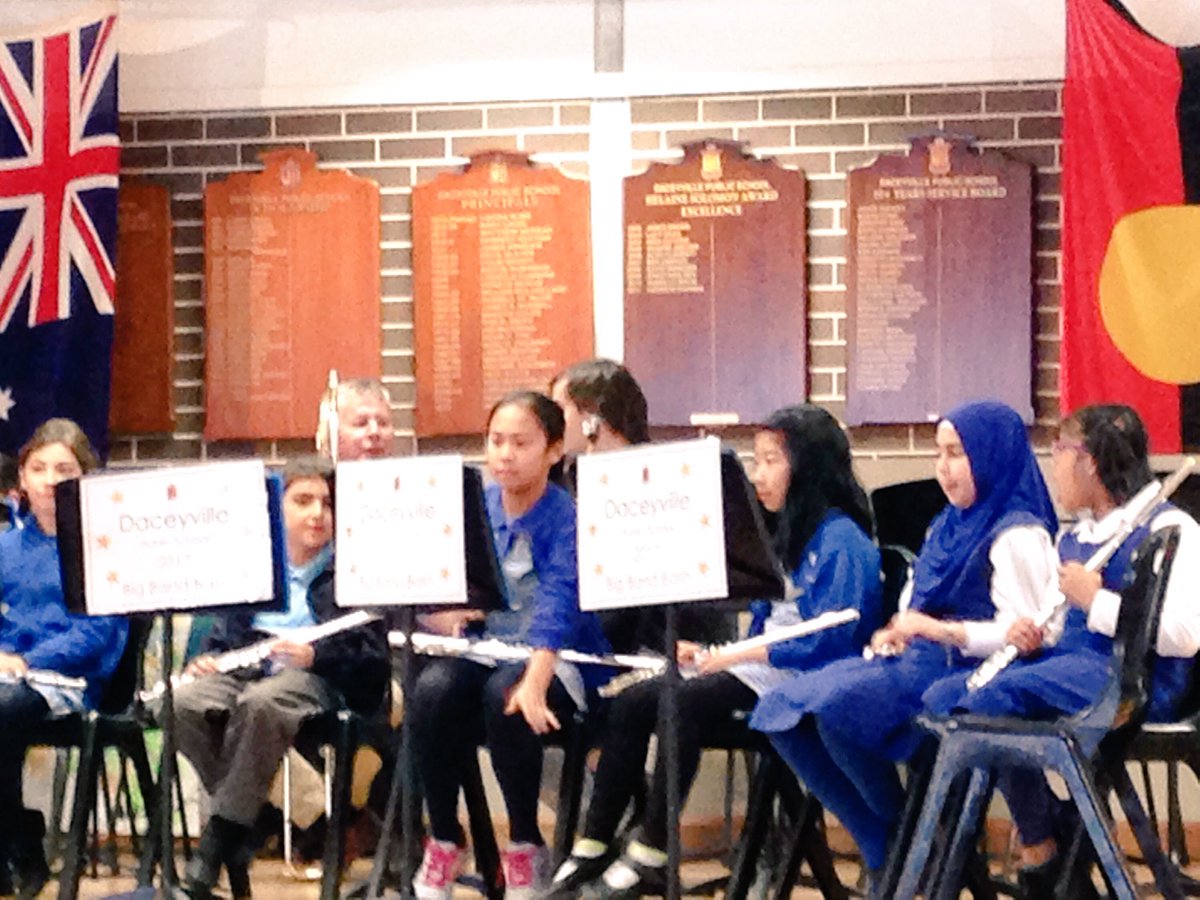 GardenersRoad's tweet photo. Our musically talented students do us proud at the Big Band Bash! πΆπΆπΆ #music #edchat #aussieed #bigbandbash #acuedu_p https://t.co/1Bbg5hRIaF