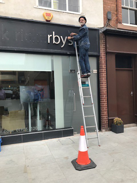 HCRlaw's tweet photo. #TheSignShop are doing a lovely job on refreshing our signage! https://t.co/G8IIIoKiyb