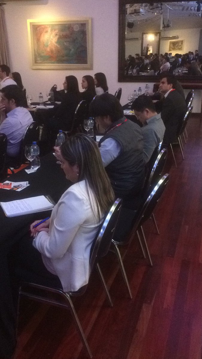 NatConsultoresP's tweet photo. Hoy continúa el #InnovationDay #FintechPy desde el #Carmelitas a partir de las 13hs te esperamos https://t.co/AASLmRN7kz