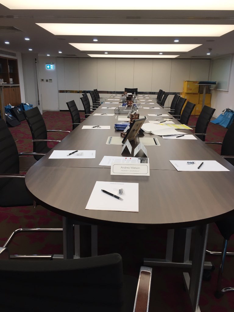 Hotel Awards tweet media