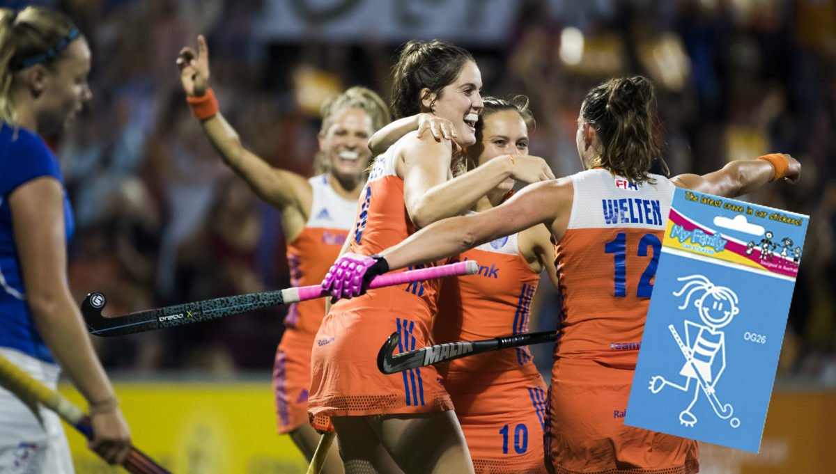 Succes dames #EKHockey Bij aankoop van een hockeysticker geen verzendkosten met code EKHOCKEY