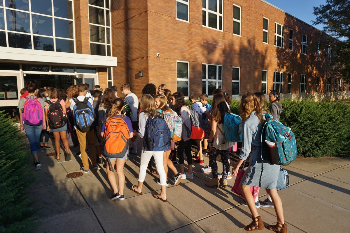 pennmanor's tweet photo. Getting students where they need to go -- that's the first step to a successful first day of school! #PMBack2School https://t.co/5DzmiY6Sx8
