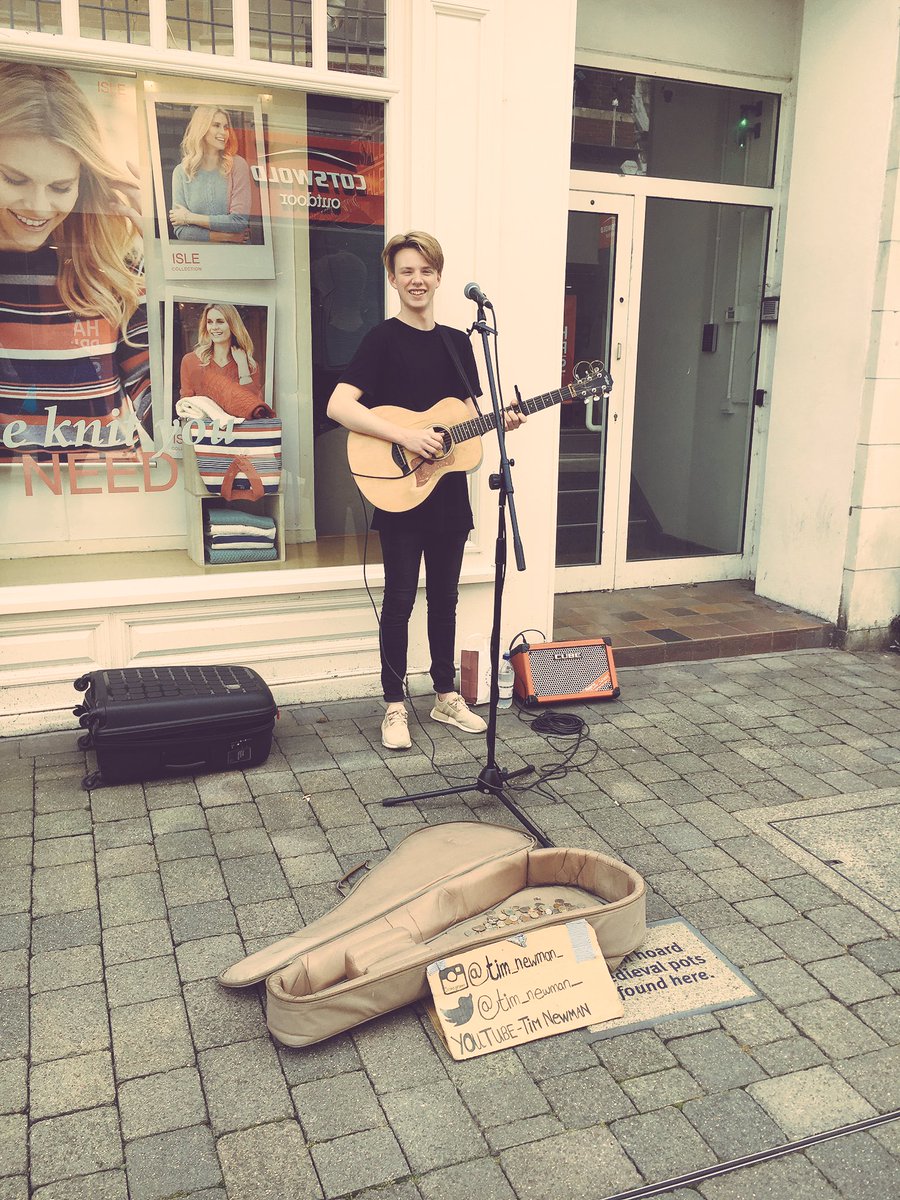 HamptonsHorsham's tweet photo. Nothing beats having the door open in the office listening to the amazing @tim_newman_ singing  @edsheeran outside #happythursday 🎸 ☀️ https://t.co/UuZ8AfmjwD