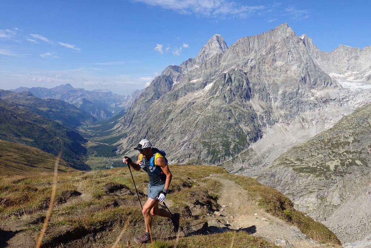 gobroncobilly's tweet photo. Italy into Switzerland and back to Italy #utmbtraining https://t.co/PNZoX0Tpap