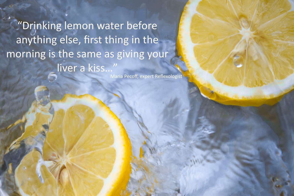 mariapecoff's tweet photo. Start your day by giving your liver a kiss. Add fresh lemon to a glass of water to #cleanse. #YourFeetInGoodHands https://t.co/Ad5lVQDZT2