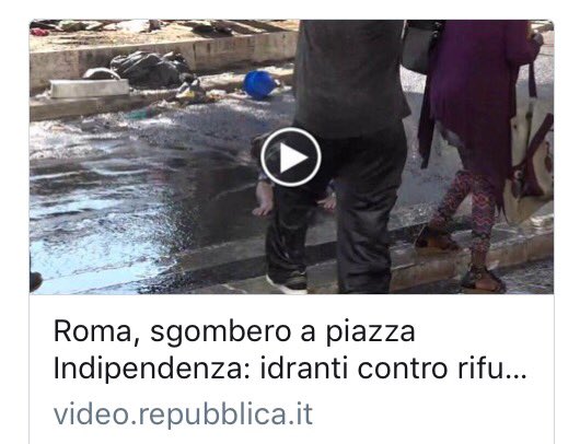 nonunadimeno's tweet photo. Come movimento femminista denunciamo la violenza esercitata in #PiazzaIndipendenza.
Il femminismo è accoglienza.
Contro sgomberi e razzismo. https://t.co/x1xTW1EN5g