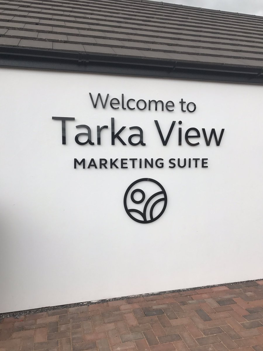 JanePearce24's tweet photo. @devonshire_hms latest development at Crediton is now open ! #tarkaview #newhomes  #devon @DCHnews https://t.co/yDy6Nh4lPL