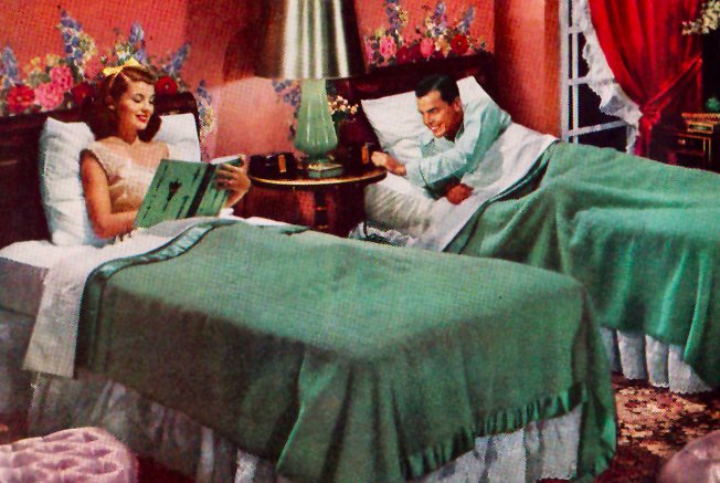 BetterAfter50's tweet photo. 7 Reasons Why We Sleep In Separate Beds https://t.co/HO63w5T9S9 @VikkiClaflin #relationships #marriage #midlifehumor https://t.co/4wRWTSKM4F