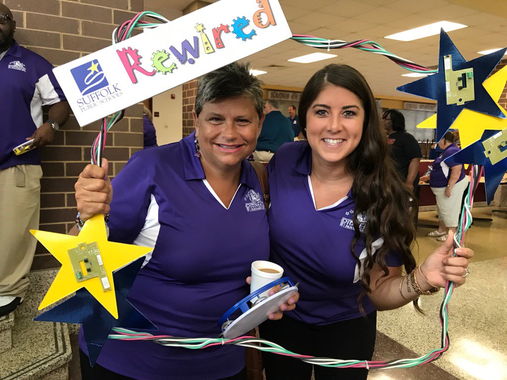 KelGreening's tweet photo. #spsk12proud #pioneer https://t.co/9sgUaqA0Jm