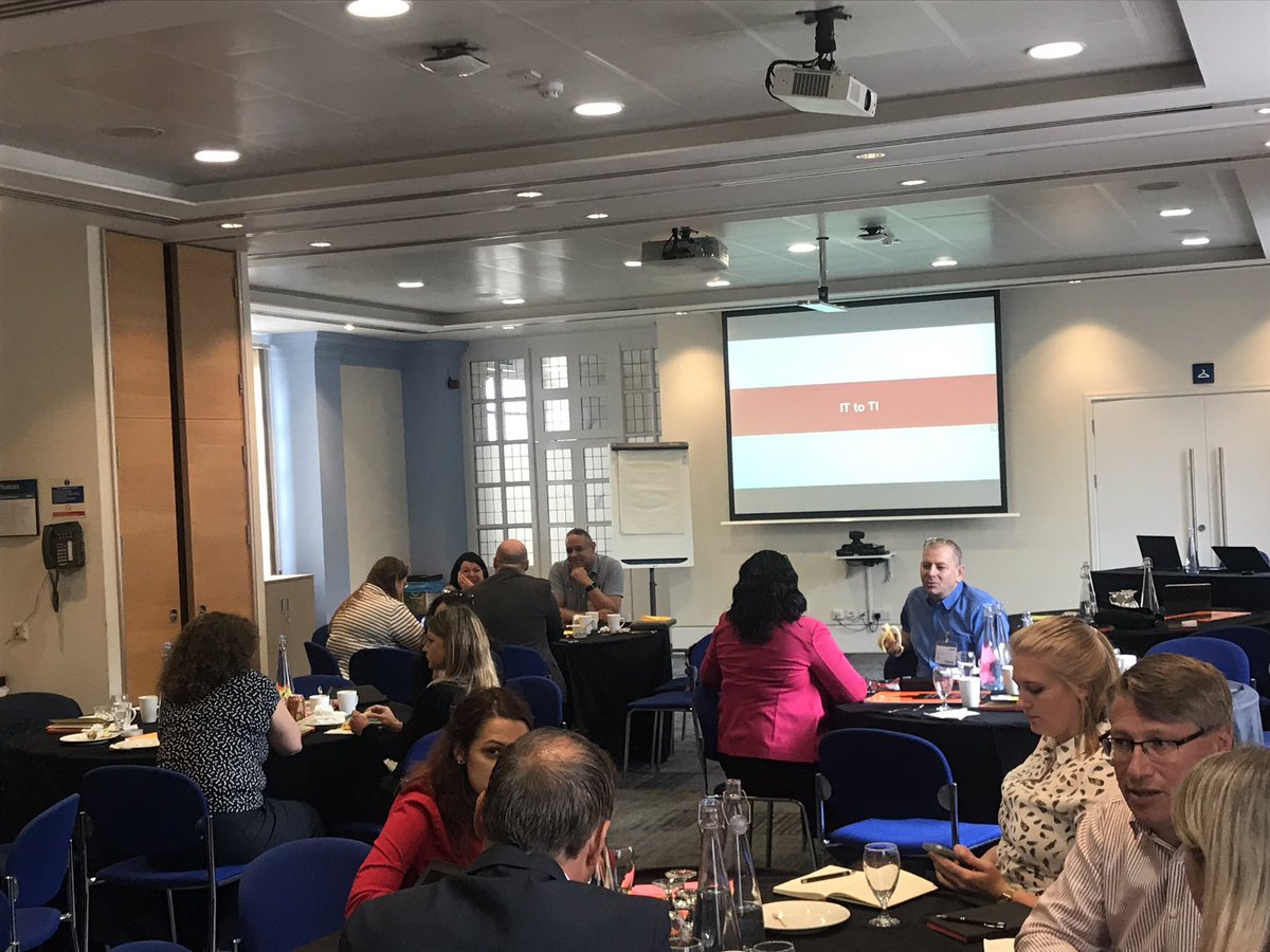 DamianBowen's tweet photo. Even over lunch the interactions continue.  #passionate #people what a great #ITSM industry @sdi_institute #sdigital @GoIvanti https://t.co/15AyKCZ7HW