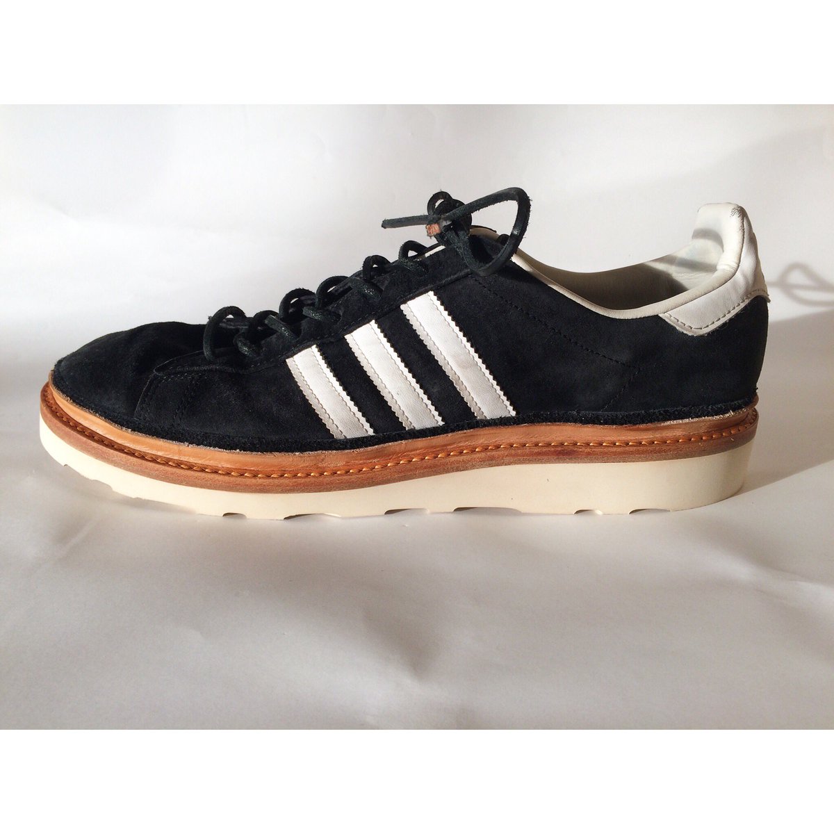 Uživatel +SOLE ADDITIONALSOLE na Twitteru: „ADIDAS CAMPUSのリペア後とリペア前の写真になります。 渡辺俊美さんの私物をリペアさせていただきました。 Sneakers model : ADIDAS CAMPUS Sole model : VIBRAM #4104 https://t.co/K41194RxGv… https://t.co/wnDQ7zeJn4“
