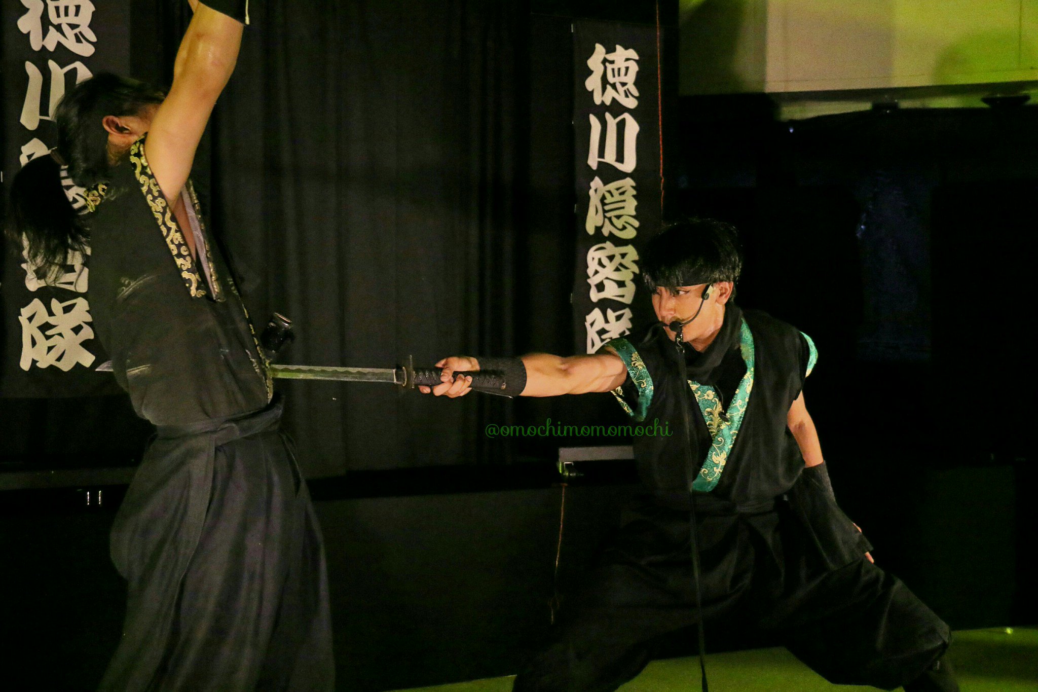 業火ちゃん 徳川隠密隊 忍者刀の使い方 いつもは目隠ししてのデモンストレーションですが今回は室内ということで 消灯して実際の暗闇で実践 お見事でした 下緒での捕縛術も素早い手捌きで流石は伊賀の三大上忍 徳川隠密隊 忍びの塔 業火ちゃん 徳川隠密隊 忍者刀の使い方 いつもは目隠ししてのデモンストレーションですが今回は室内ということで 消灯して実際の暗闇で実践 お見事でした 下緒での捕縛術も素早い手捌きで流石は伊賀の三大上忍 徳川隠密隊 忍びの塔