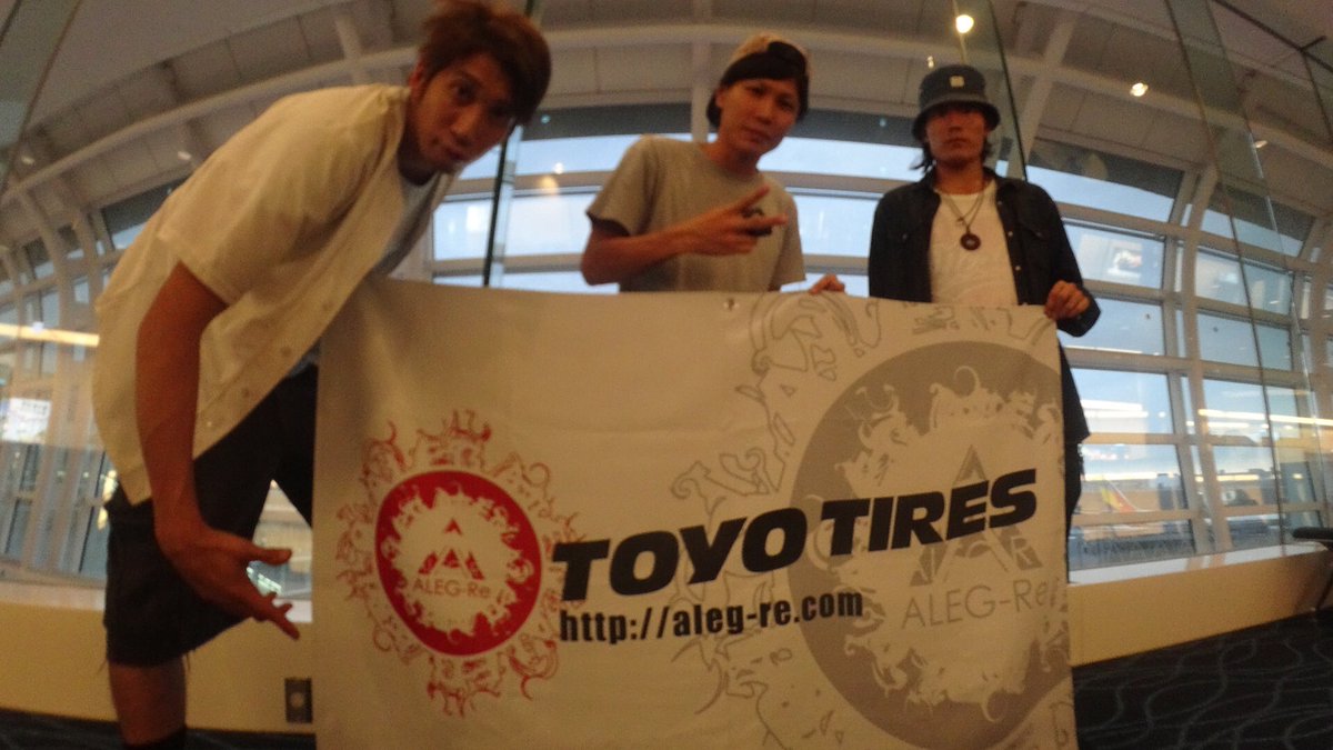 ALEG_Re's tweet photo. 【日本出発‼︎】
ヨーロッパのチェコで開催されるフリースタイルフットボールの世界大会「Super Ball 2017」に出場の為。本日 ALEG-Re（アレッグ）メンバーは日本を出発します。
#toyotires #ALEG_Re
https://t.co/3ADW5OGvb9 https://t.co/t66uKigcbF