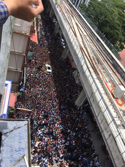 View image on Twitter