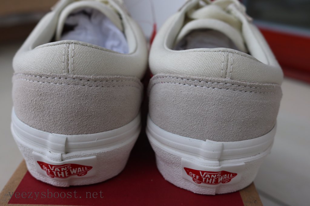 tina_zhang12's tweet photo. Vans style 36 Marshmal #vans #marshmal #vansmarshmal https://t.co/u9rfKFJ9gO