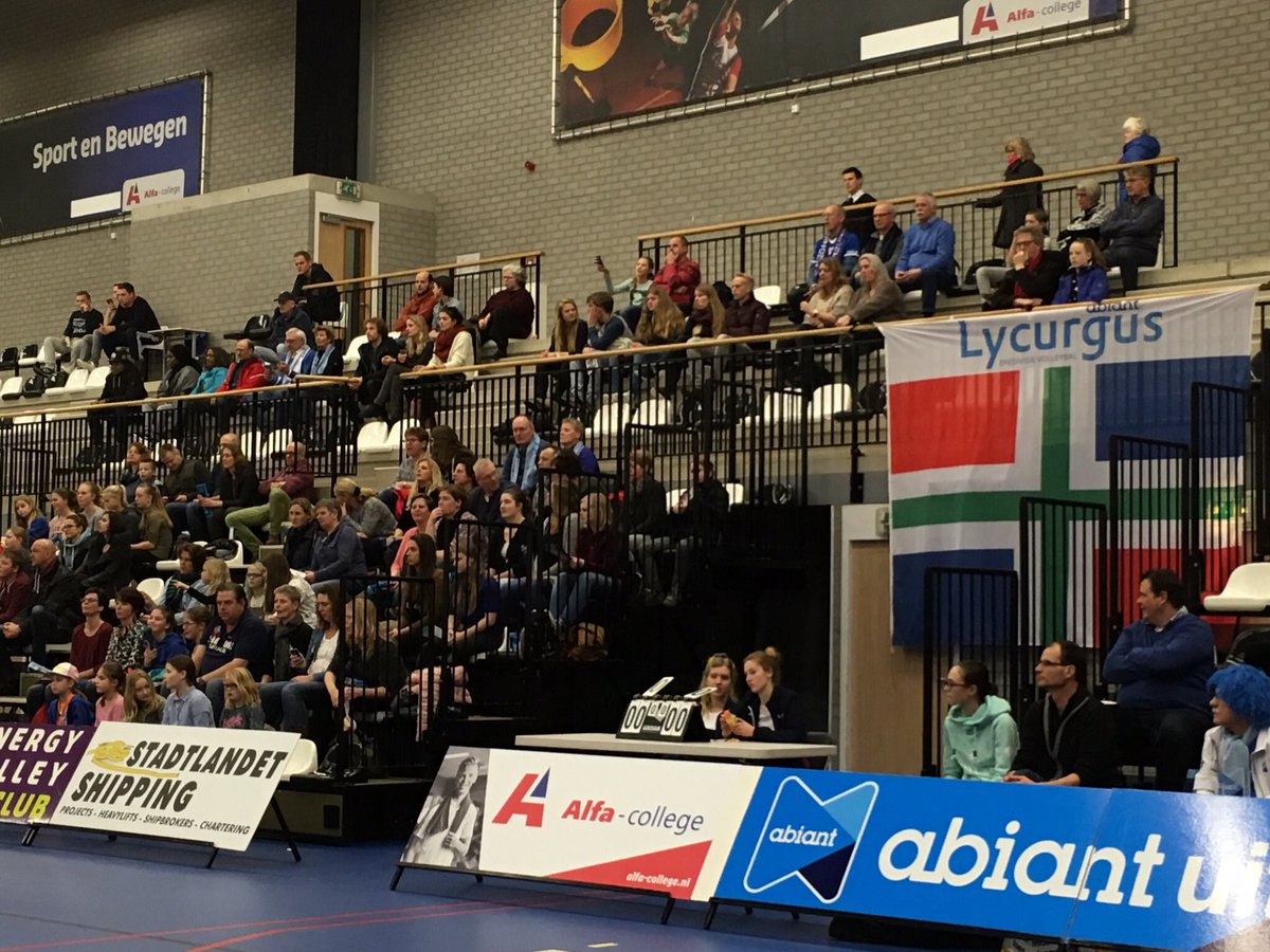 LycurgusVolley's tweet photo. Let op🔥🏐🔥. De aanvangstijden van de duels in het kader van #Lycurgusinderegio zijn bekend. https://t.co/G5cZDJVmnf #LetsgoLyc https://t.co/wEPJE7on4v