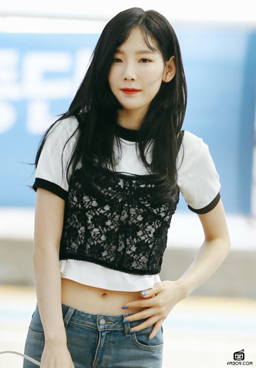 tyfm309's tweet photo. #taeyeon #태연 170817 incheon airport✈ https://t.co/EEWIF8ddjN