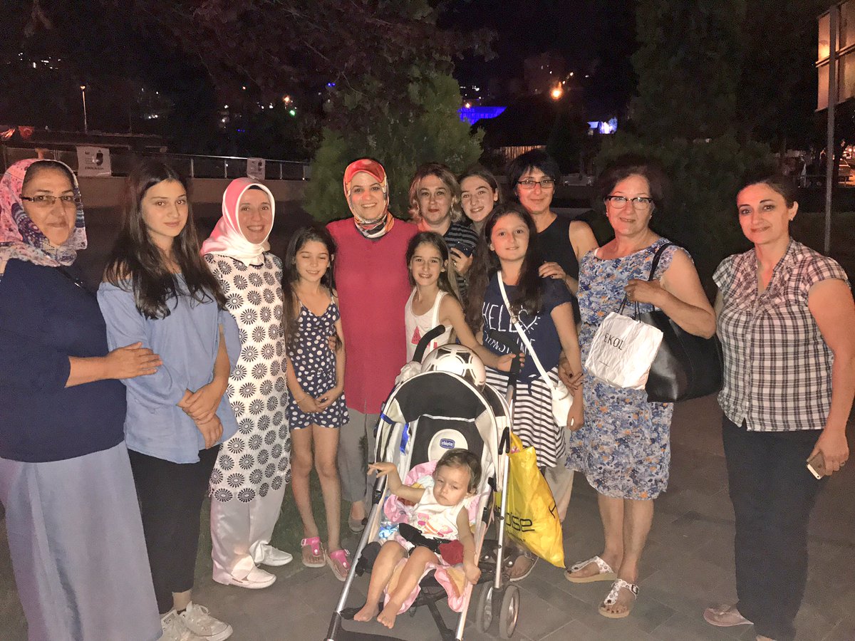 aysesula's tweet photo. @AvFatmaBenli @tuffestorg #Tufest açılış törenine uzaktan yakından gelen hemşehrilerimle sevgimizi paylaştık..❤️ https://t.co/C3eMH71Rnh