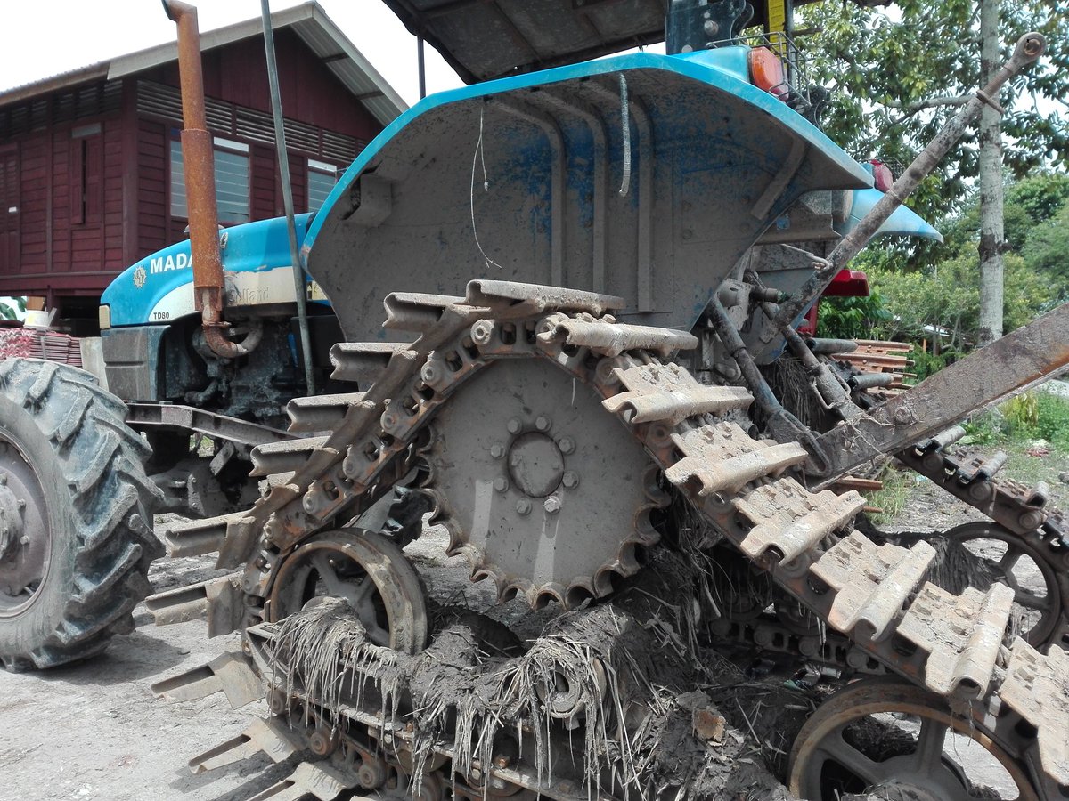 SAUDAGAR89's tweet photo. siap sedia turun bendang
ppk f4 mada sg limau dalam

#MADA mabeles#
ourfoodourfuture https://t.co/8N4tjKqUyC