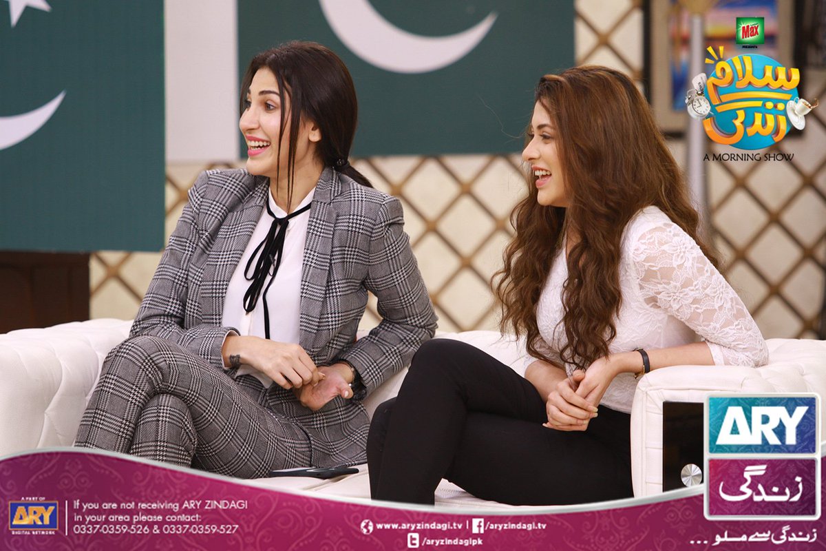 aryzindagipk's tweet photo. When i count my blessings, i count you twice! 🙂
Friendship special #SalamZindagi with @faysalquraishi
#AbeerRizvi #AzikaDaniel #ARYZindagi https://t.co/986heZDRQV