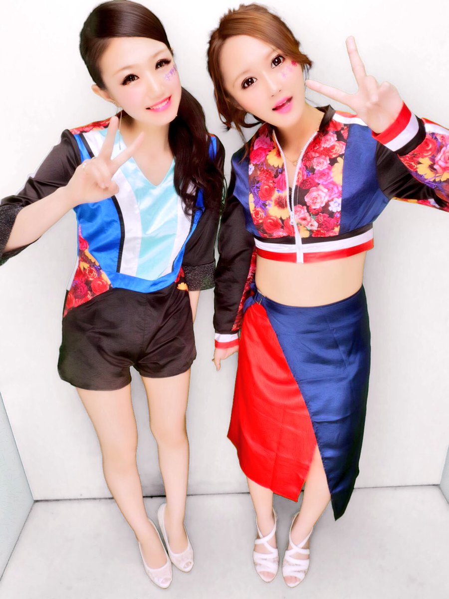 ntm_24335's tweet photo. AAA DOME TOUR 2017
 - WAY OF GLORY -
( 0908 0909 ) 京セラ2days 💗
今回から2人で宇野ちゃんコス 👗👭
#AAA
#現地してくれる人RT
#RTしたaヲタさん全員フォローする
#WAYOFGLORY
#aヲタさんと繋がりたい https://t.co/kB3ITQlT9H
