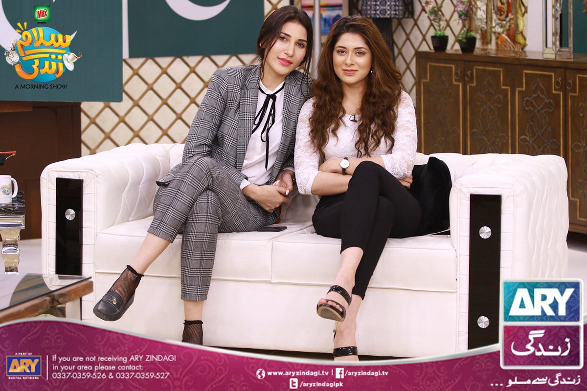 aryzindagipk's tweet photo. A true friend is the greatest of all blessings! 🙂
#friendship #Special #SalamZindagi on #ARYZindagi
#AbeerRizvi #AzikaDaniel https://t.co/RvLBxz2yF1