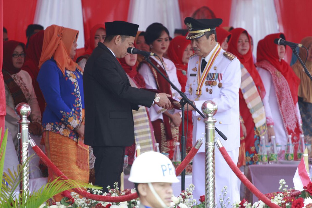 dprdsiak's tweet photo. Upacara DETIK DETIK PROKLAMASI di Ibukota Kabupaten Siak 72 Tahun Indonesia Merdeka https://t.co/zwP7Da6oUQ
