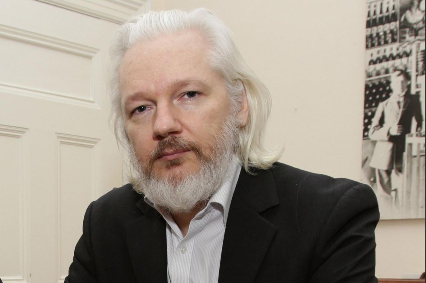 WZor on Twitter: "Julian Assange meets U.S. congressman, vows to prove