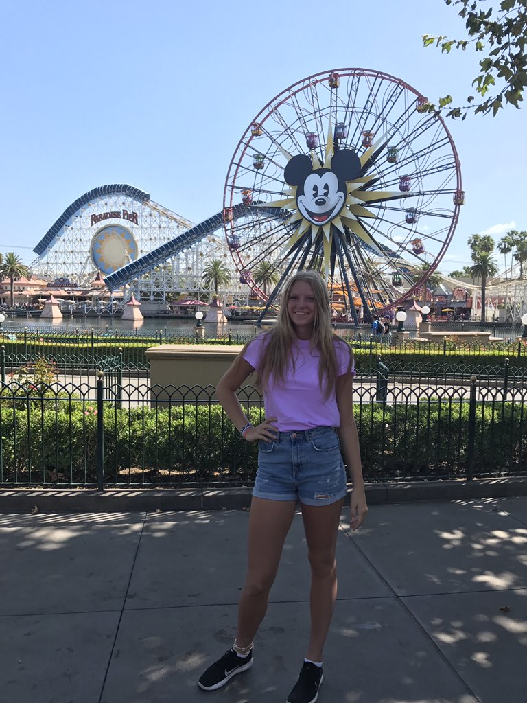 ashlyn_bird's tweet photo. Had the greatest time at Disney https://t.co/hjV6WUJdqc