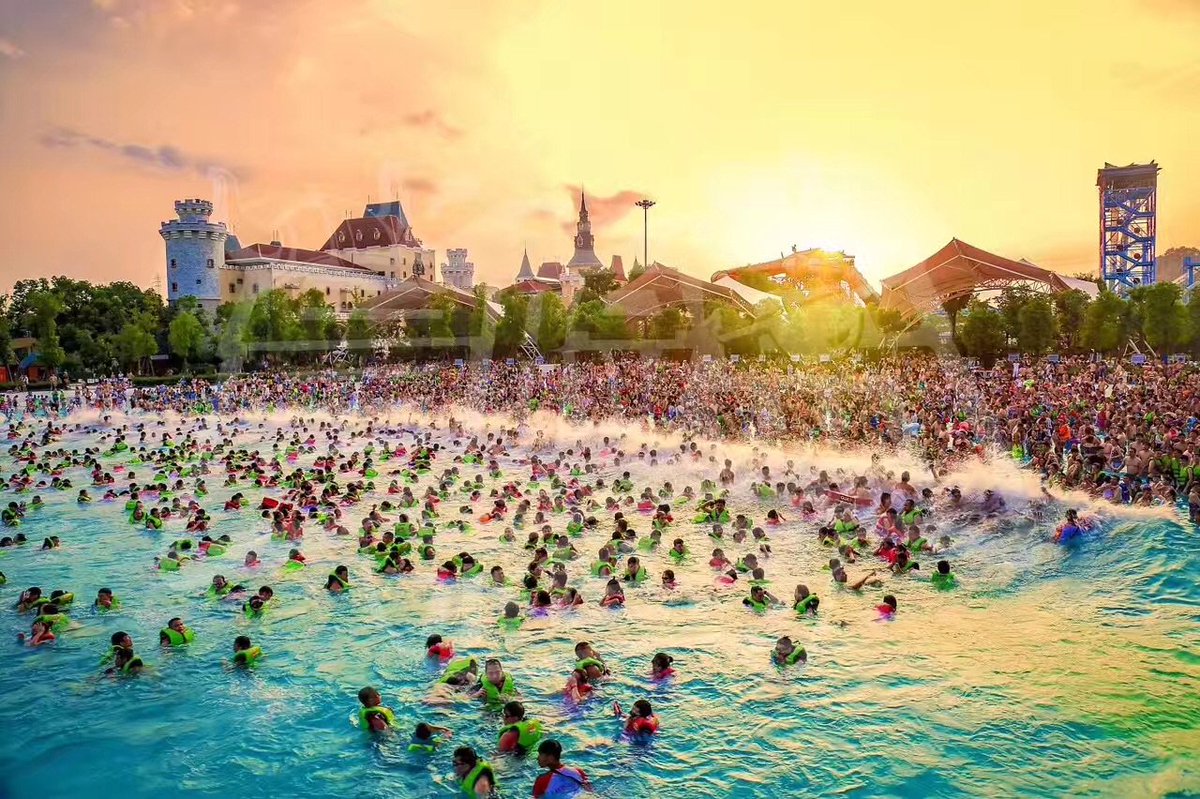 murphyswaves's tweet photo. Pipa Island Water Park's most popular attraction... The point break surf!! #waves #pointbreaksurf # worldsbestwaves https://t.co/COyCu3dPwD