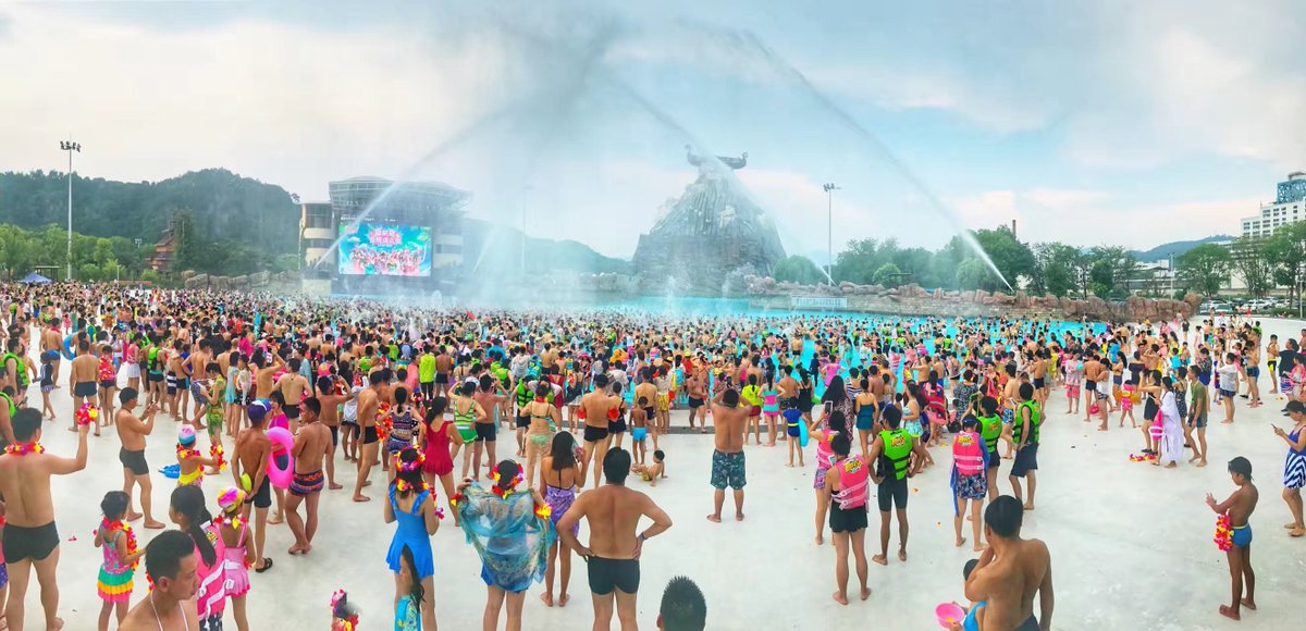 murphyswaves's tweet photo. Pipa Island Water Park's most popular attraction... The point break surf!! #waves #pointbreaksurf # worldsbestwaves https://t.co/COyCu3dPwD