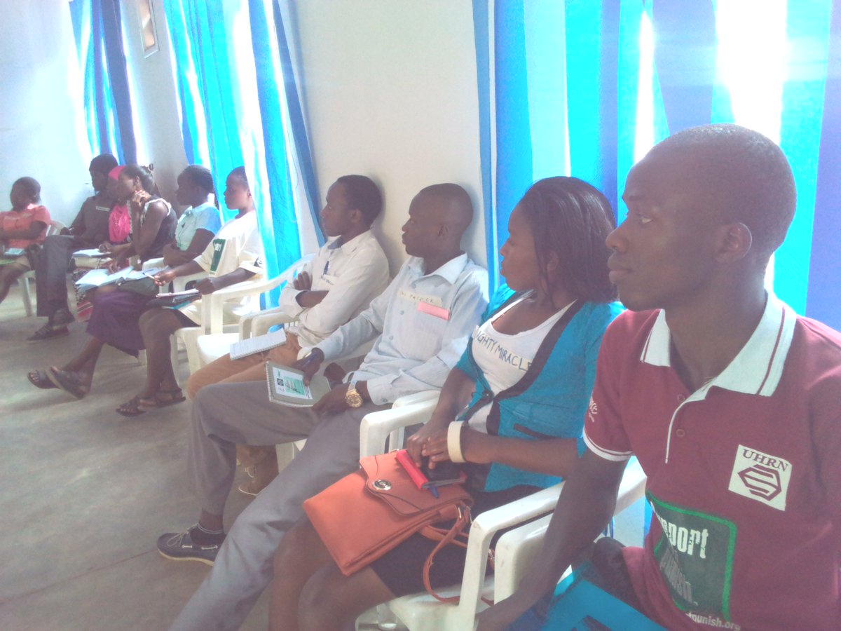 uhruganda's tweet photo. Engaging Mbarara University Peer Educators @mustpeerproject to strengthen #PWUID Community Advocacy Base #PITCH_Project https://t.co/K8T2DHeUb0
