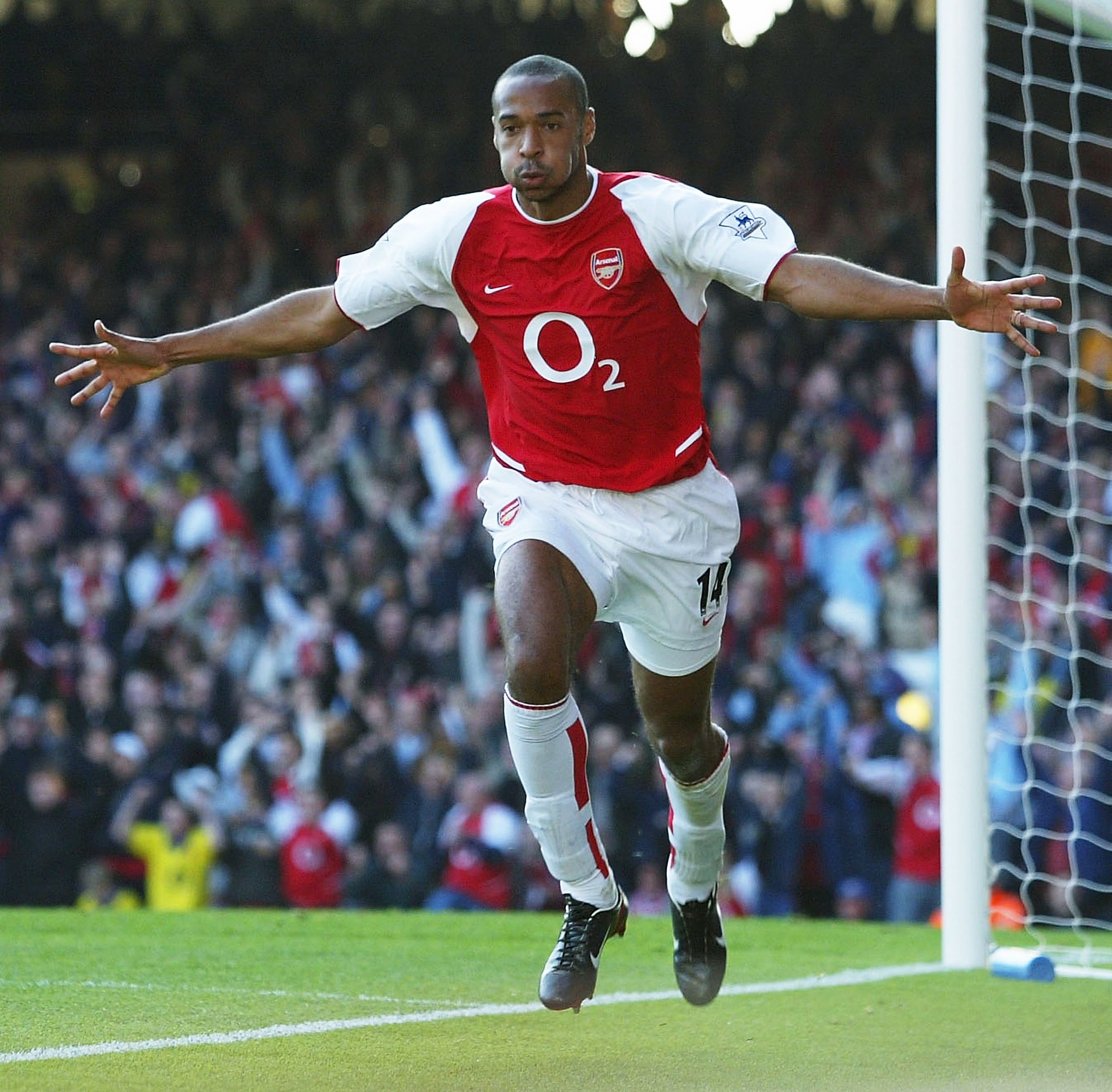  Wishing one of the greatest strikers of all-time, Thierry Henry, a very happy 40th birthday! 