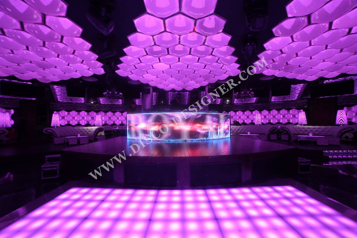 DiscoDesigner's tweet image. Meanwhile, in the heart of Tajikistan’s capital city, the nightlife looks like this! Royal Club - Dushanbe - Powered by Disco Designer ;)