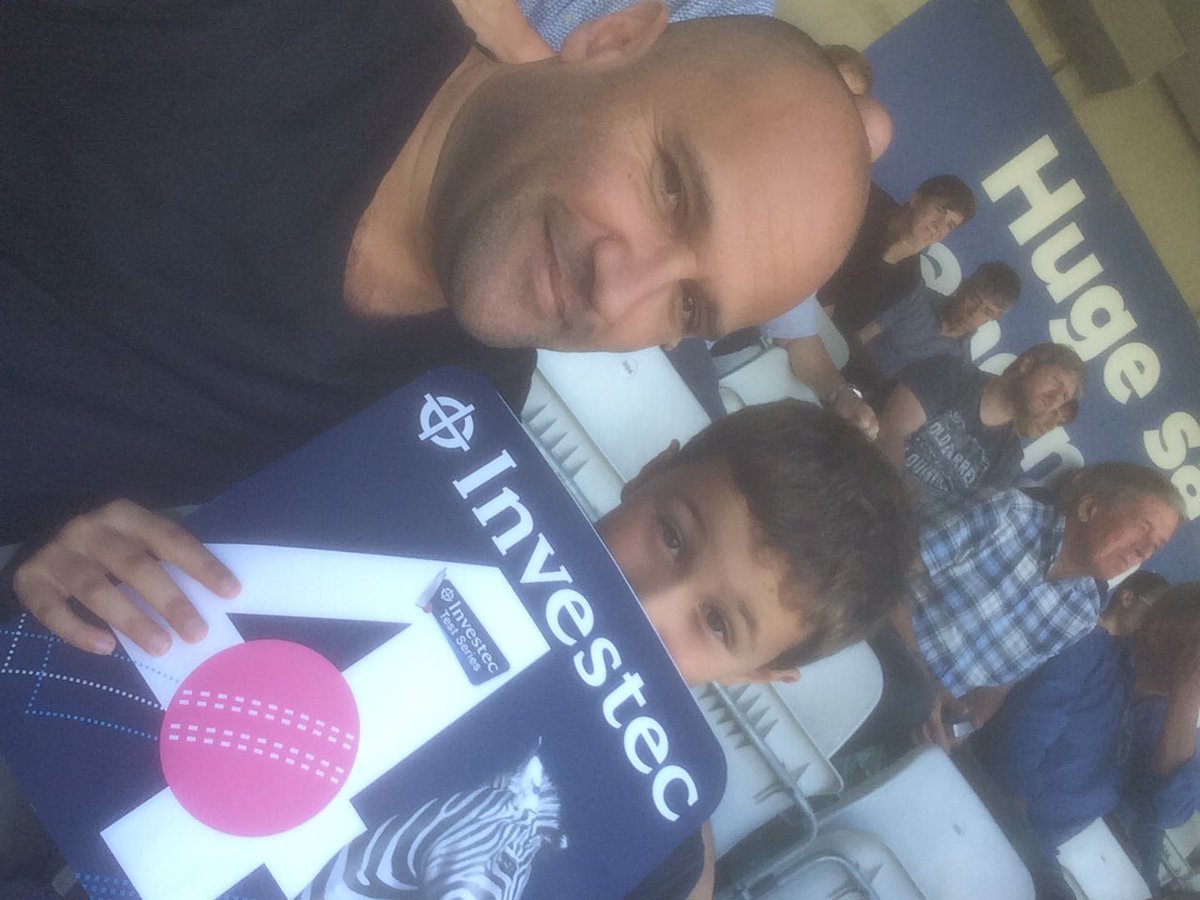 LeMaireM's tweet photo. @investec_sport #ENGvWI https://t.co/KB9i58bI8E