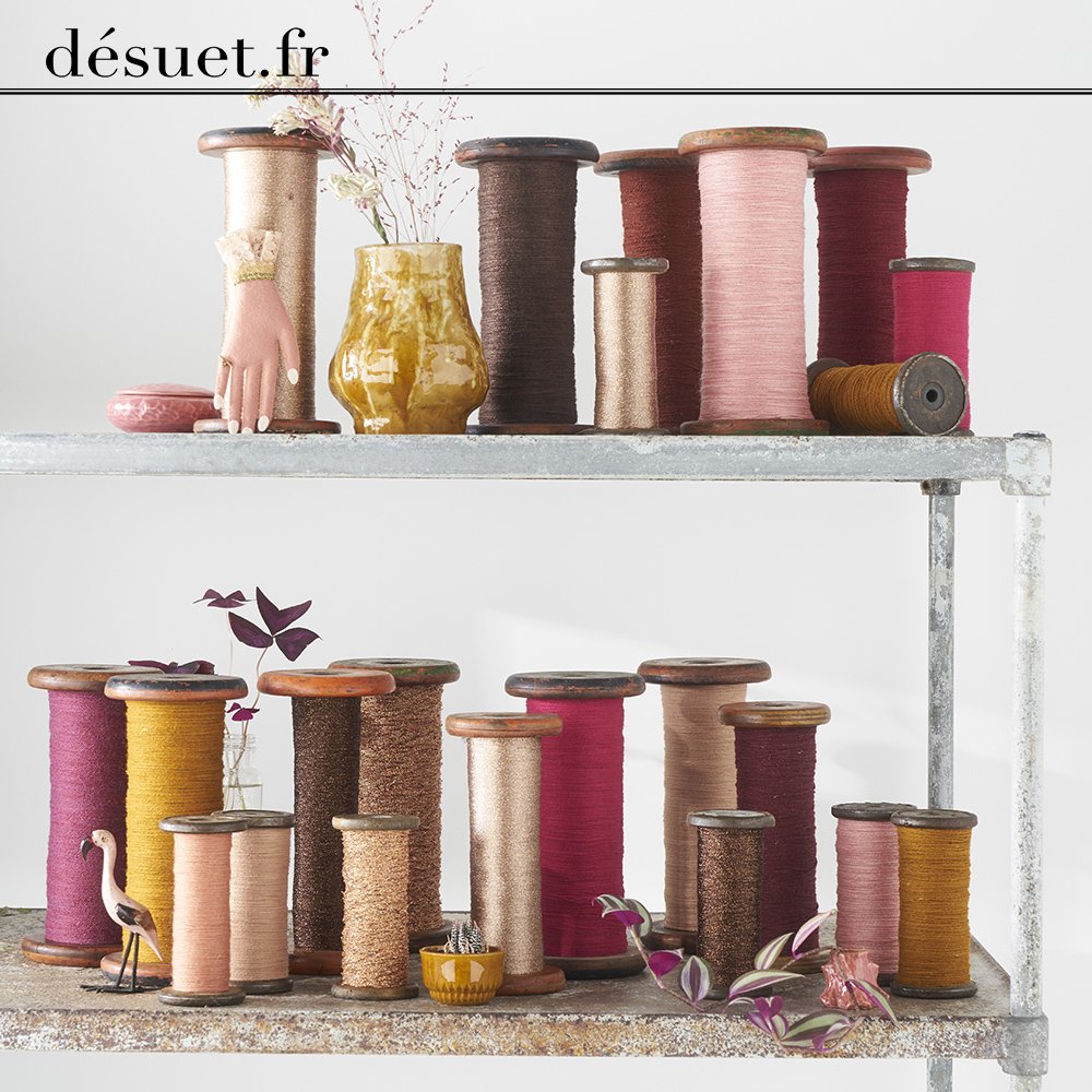desuet_fr's tweet photo. #desuet #bobine #marsala #colors #manufacture #textil #woodenbobins #homedecoration #decoration #accumulation https://t.co/YeLp7ooVqv
