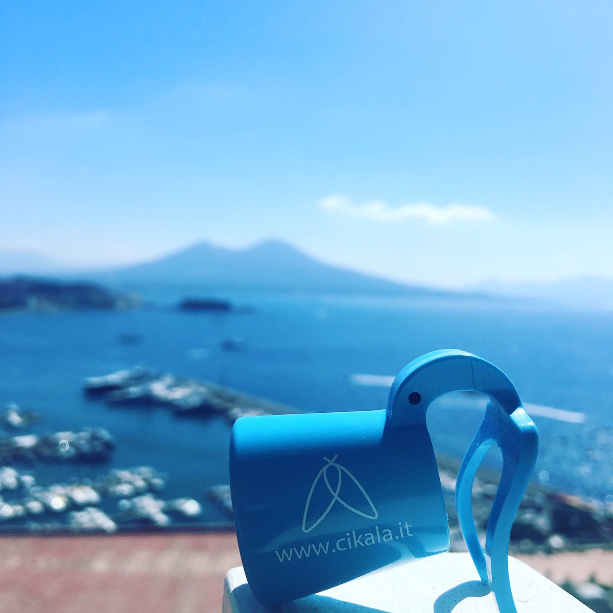 distanziofono's tweet photo. #distanziofono #cikala #cikalaapp #phonefriendly https://t.co/mqsQu8Y3iP