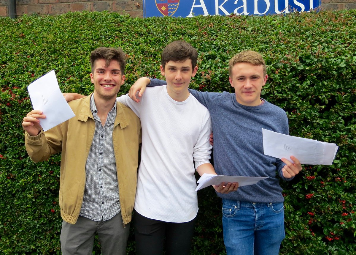 BiddenhamIntSch's tweet photo. Congratulations to our A level students this morning as students confirmed their places at their chosen Universities https://t.co/O66ufgeJU5 https://t.co/20bzkzHp4I