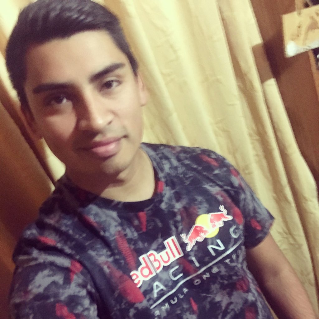 JesusHeviaHD's tweet photo. #NuevaFotoDePerfil https://t.co/ZAvdYhavZl