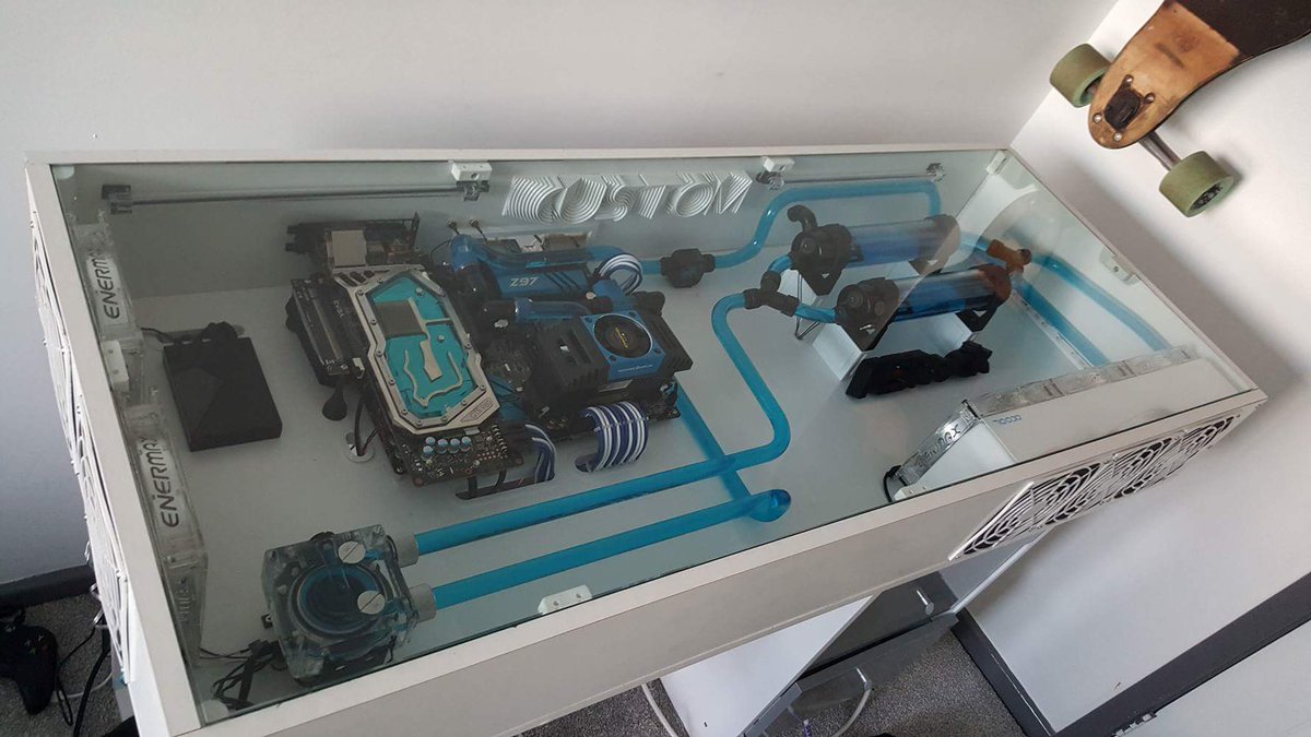 jackb3D's tweet photo. @CoolerMaster The insides of the pc https://t.co/W65PamF2wZ
