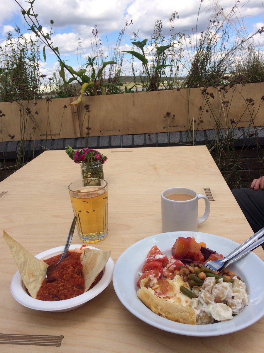 Late lunch by the river at #ErithLighthouse in between filling casks &amp; cleaning the fermenter. Delicious and all for £7.50! Get along there!