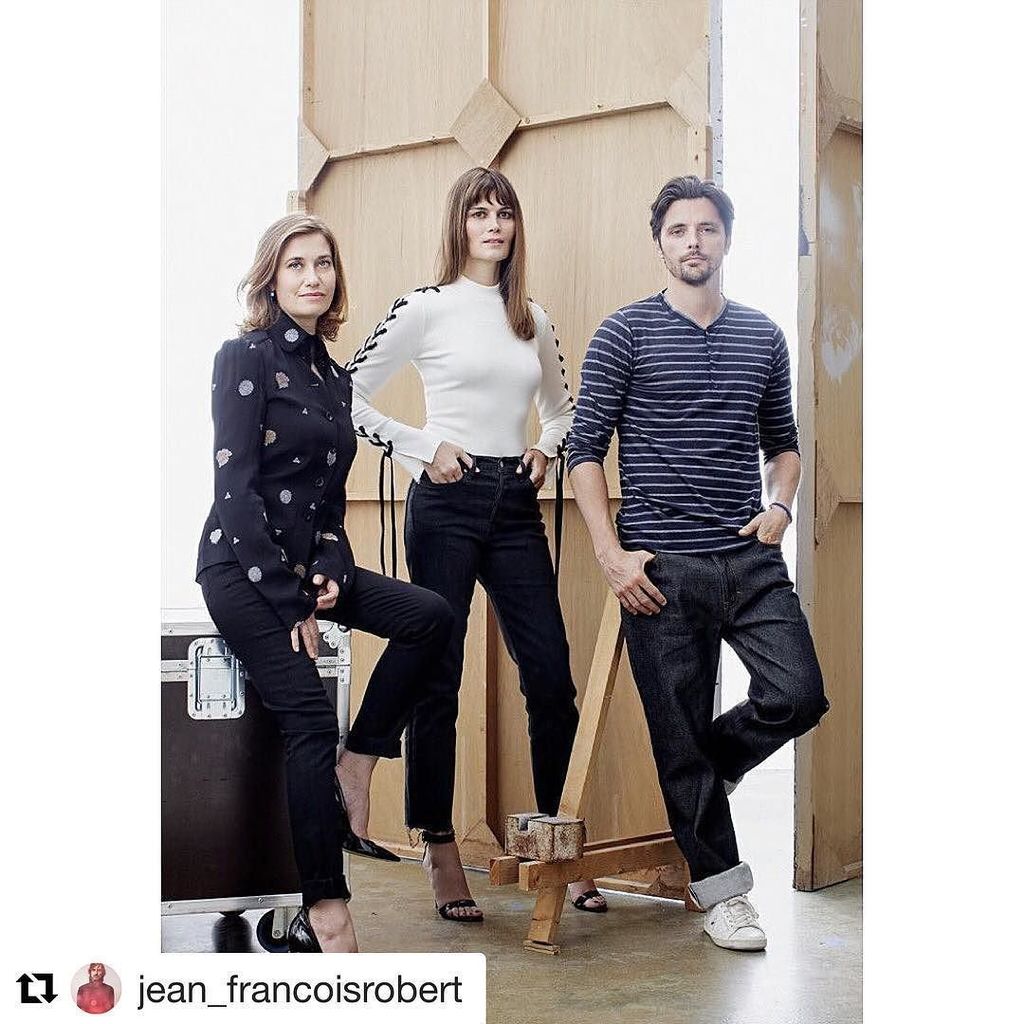 raphael personnaz (@rpersonnazoff) on Twitter photo Merci @jean_francoisrobert et @verovatinos pour cette belle publication avec les dรฉlicieuses <a href="/emmanuelledevos/">Emmanuelle Devos</a> et @marinahandsofficial dans โฆ Merci @jean_francoisrobert et @verovatinos pour cette belle publication avec les dรฉlicieuses <a href="/emmanuelledevos/">Emmanuelle Devos</a> et @marinahandsofficial dans โฆ