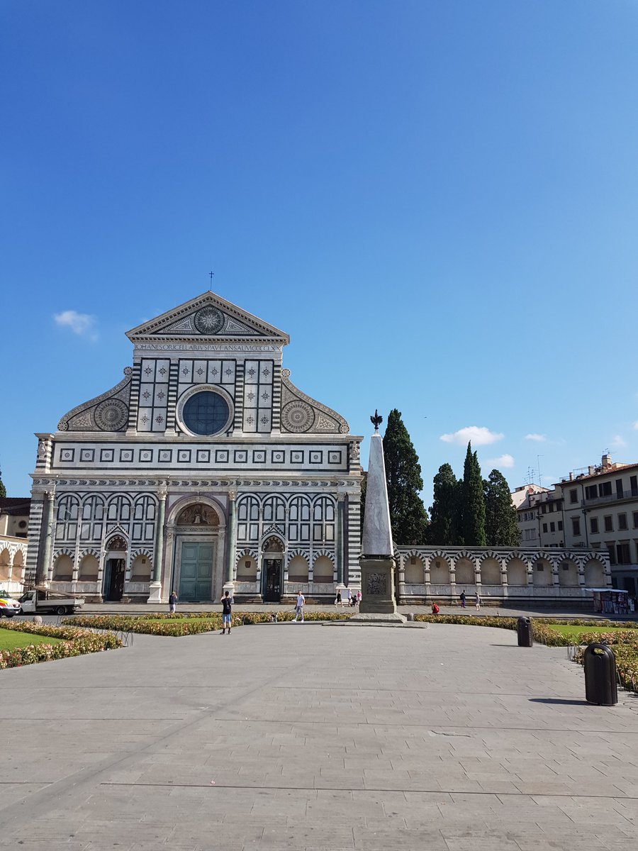 LimoandGo's tweet photo. #italytour #Firenze #chianti #limousin #Tour #Italy https://t.co/XuzzkUsieA https://t.co/wTg5bM4ZDm