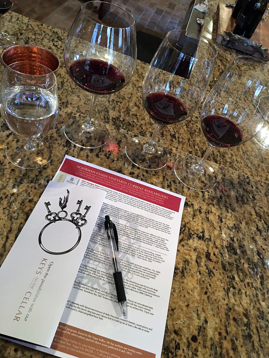 AmericanWineryGuide tweet media