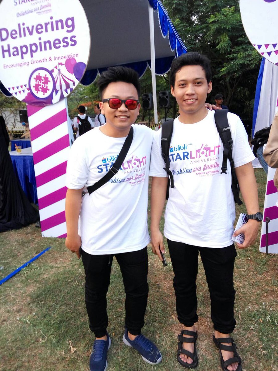 stevenys_jo's tweet photo. #blibli6thanniversary https://t.co/6MScaiPKHq