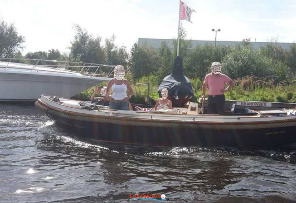 stolenboats's tweet photo. #Gestolen 11-08 te Leiden: Blauwe Makma vlet 700 "BLAUWE STROOM". Laatst gezien nabij Hoogmade. Zie: https://t.co/Zmhg50U9Vn #gestolenboot https://t.co/NUKTXeNZqH