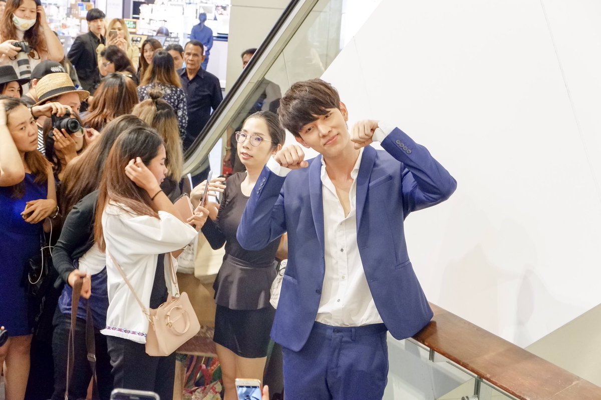 torthapat's tweet photo. Cover มิวนิคหรอ แบ้วเชียว 😘😍#TeamGxxod #ก็อตอิทธิพัทธ์ #uniimode https://t.co/5e1L5dxBD2