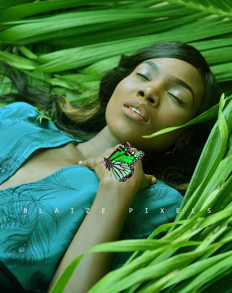 olatunde_blaize's tweet photo. @kiki_purplear pon this one too
#BlaizePixels
#Fotograva
#LifeOfBlaize
#Photoshoot https://t.co/Y3gQZHNNT4